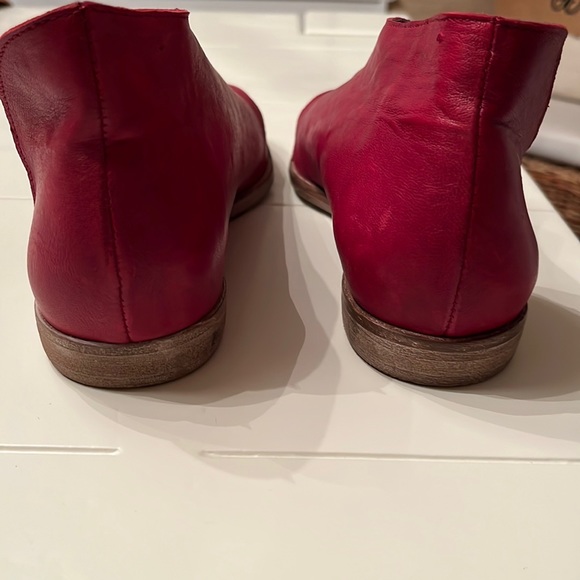 Celine Flat by Free People - Picture 3 of 10